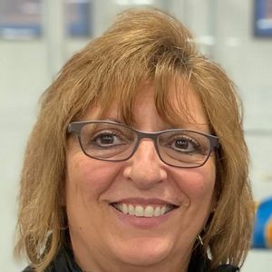 Meet your Posher, Lori